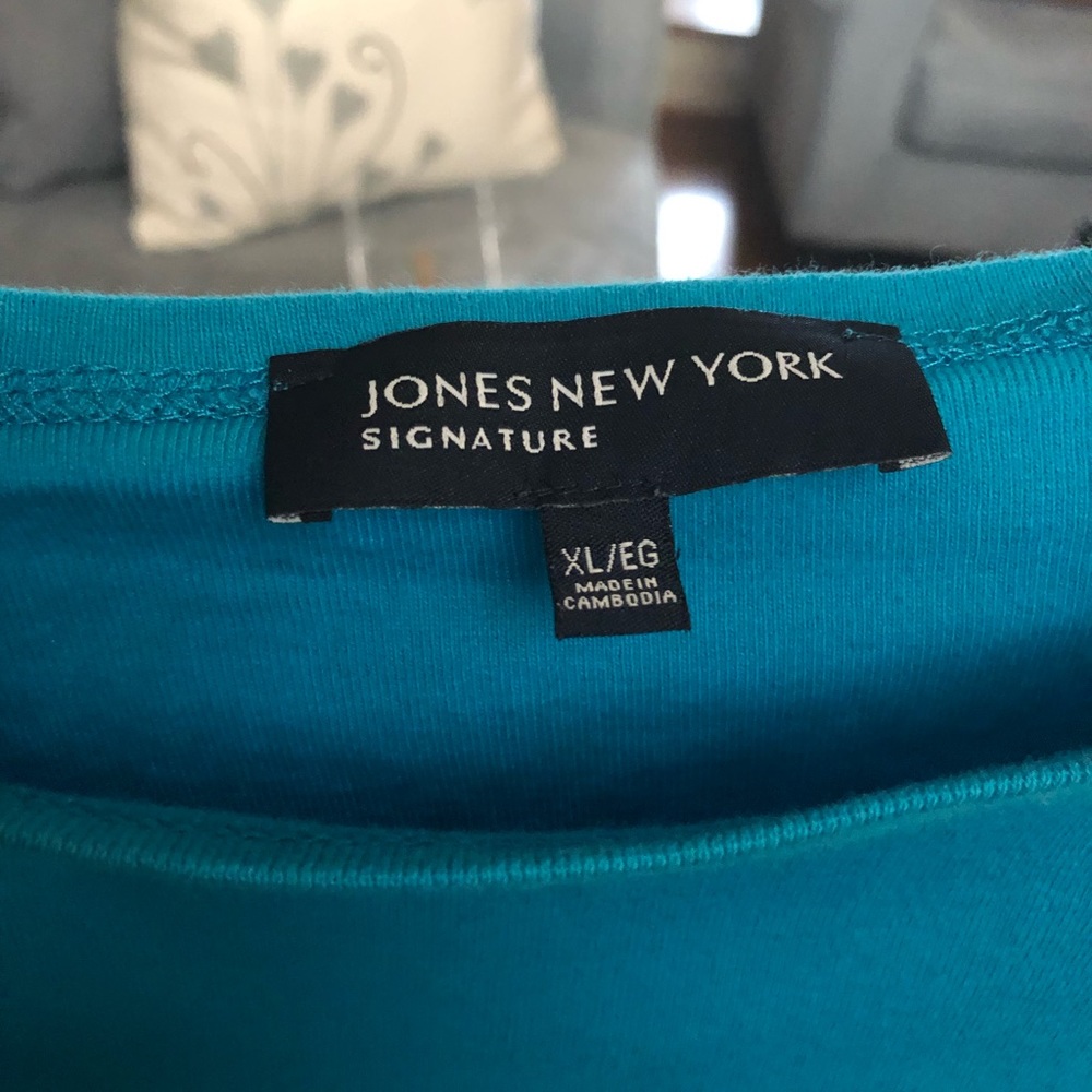 🦋🦋🦋🦋🔴FINAL SALE TOP JONES of NEW YORK🦋🦋🦋 - Picture 2 of 2